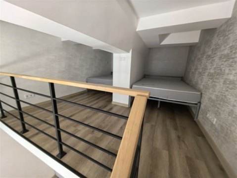 2-к квартира, 4/5 эт., 42м²