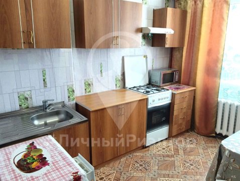 3-к квартира, 5/5 эт., 63м²