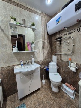 1-к квартира, 7/17 эт., 42м²