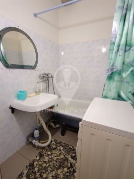 2-к квартира, 3/3 эт., 48м²