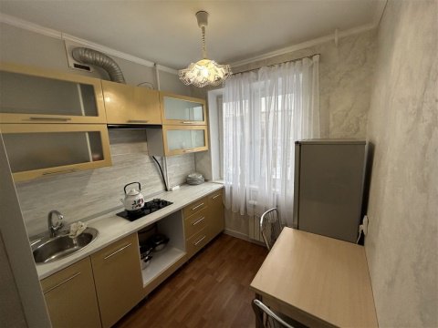 1-к квартира, 4/5 эт., 31м²
