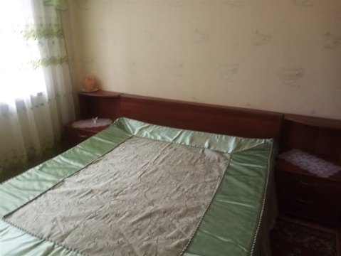 3-к квартира, 1/2 эт., 54м²