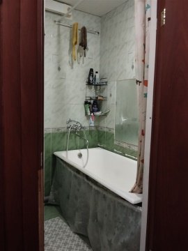 2-к квартира, 1/5 эт., 42м²