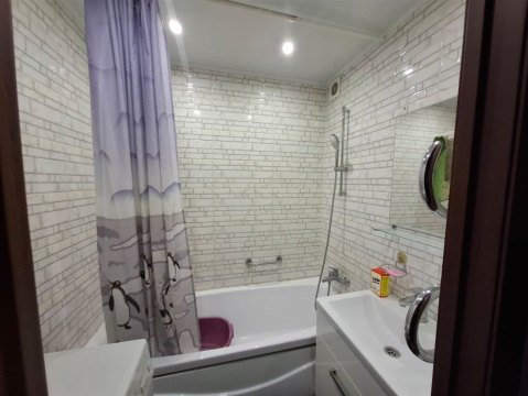 2-к квартира, 4/10 эт., 53м²