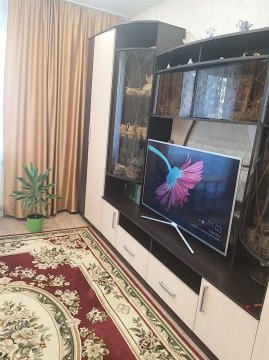 4-к квартира, 1/1 эт., 90м²