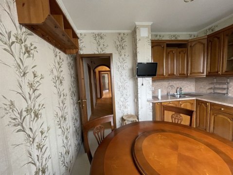 4-к квартира, 9/17 эт., 108м²