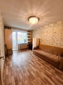 3-к квартира, 4/5 эт., 56м²