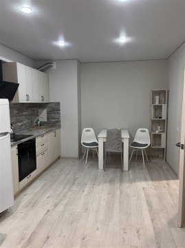 1-к квартира, 4/8 эт., 36м²