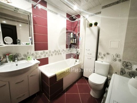 2-к квартира, 1/14 эт., 58м²