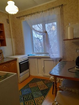 2-к квартира, 4/5 эт., 45м²