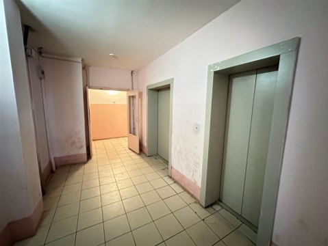 3-к квартира, 9/12 эт., 80м²