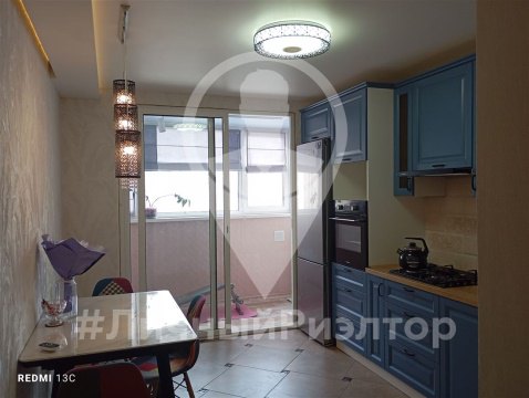 2-к квартира, 6/16 эт., 65м²