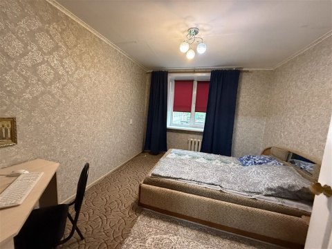 3-к квартира, 4/5 эт., 60м²