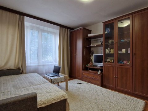 1-к квартира, 1/16 эт., 35м²
