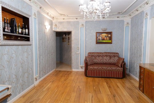 3-к квартира, 2/4 эт., 160м²
