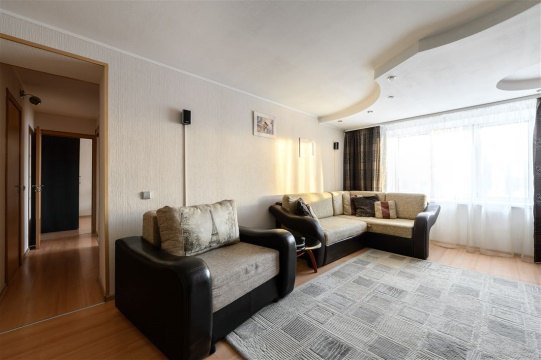 2-к квартира, 10/15 эт., 50м²