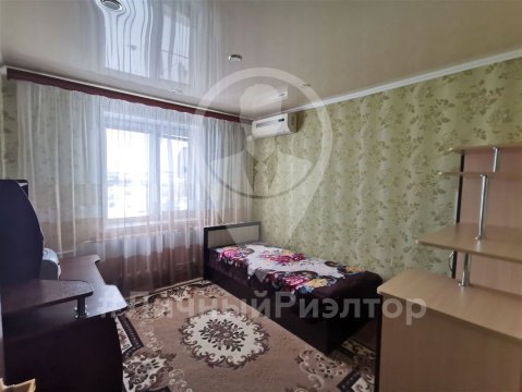 2-к квартира, 5/5 эт., 51м²