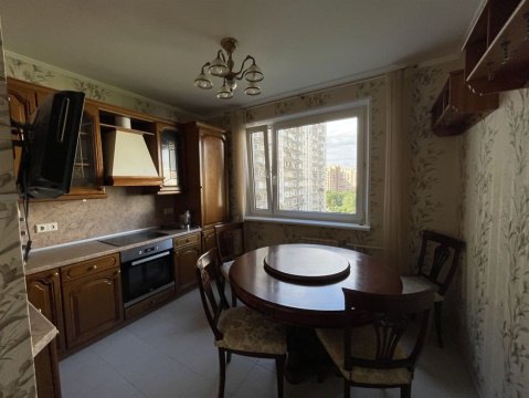 4-к квартира, 9/17 эт., 108м²