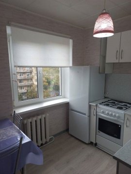 2-к квартира, 5/5 эт., 42м²