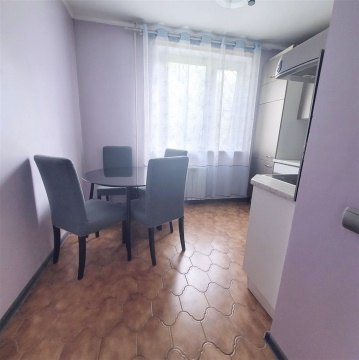 1-к квартира, 1/10 эт., 38м²