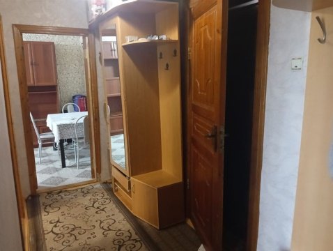 2-к квартира, 2/3 эт., 49м²