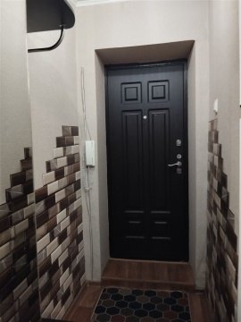 2-к квартира, 1/5 эт., 42м²