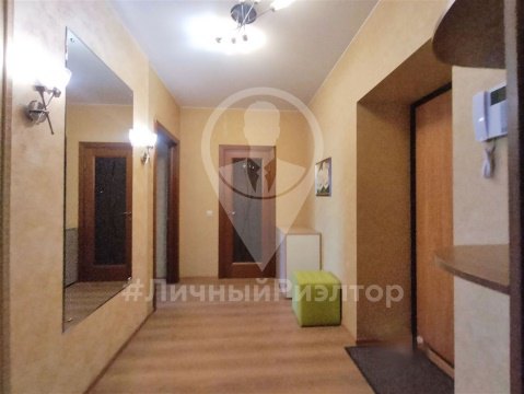 2-к квартира, 4/13 эт., 71м²