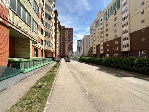 1-к квартира, 10/11 эт., 44м²