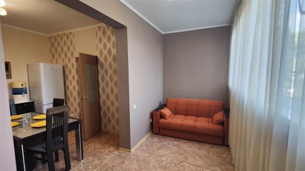 1-к квартира, 4/14 эт., 55м²