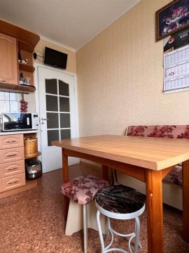 4-к квартира, 8/10 эт., 82м²
