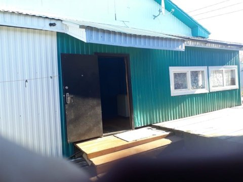 4-к квартира, 1/1 эт., 90м²