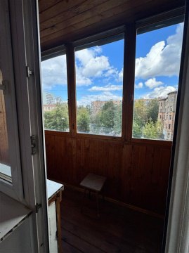 2-к квартира, 4/14 эт., 52м²