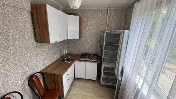 2-к квартира, 2/9 эт., 44м²