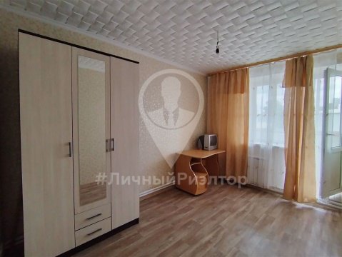 2-к квартира, 3/3 эт., 48м²