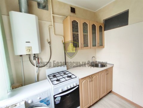 2-к квартира, 1/5 эт., 40м²