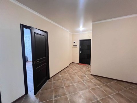 3-к квартира, 2/10 эт., 85м²