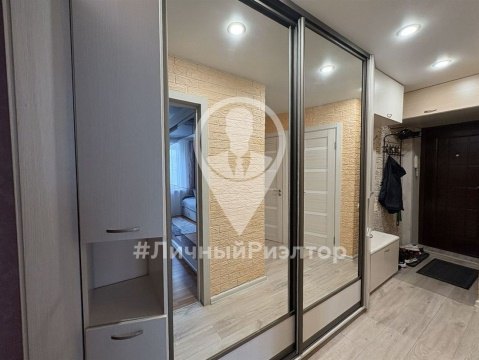 3-к квартира, 5/5 эт., 58м²