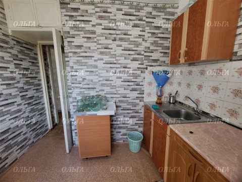 2-к квартира, 5/5 эт., 36м²