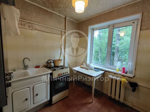 2-к квартира, 2/4 эт., 46м²