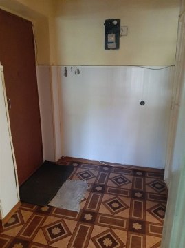 3-к квартира, 1/5 эт., 49м²