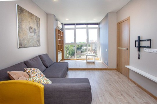 2-к квартира, 9/12 эт., 55м²