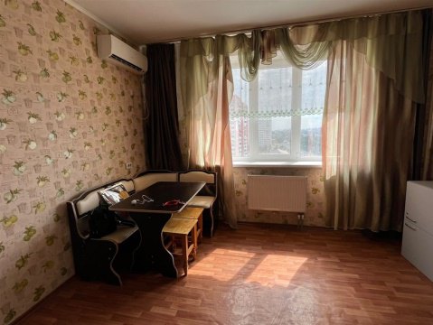 1-к квартира, 9/10 эт., 50м²