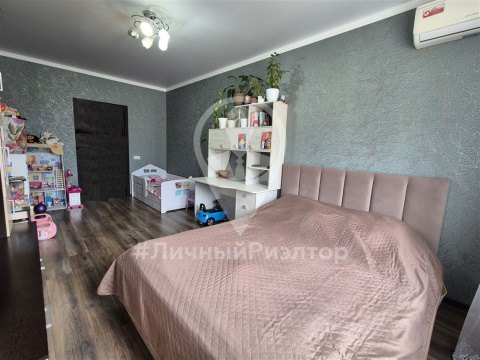 1-к квартира, 7/17 эт., 42м²