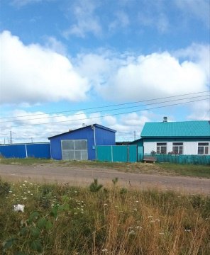 4-к квартира, 1/1 эт., 90м²
