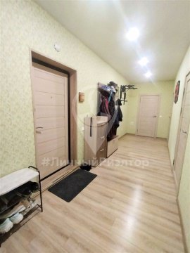 2-к квартира, 3/5 эт., 57м²