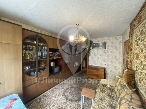 3-к квартира, 4/5 эт., 52м²