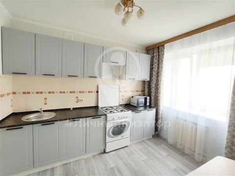 1-к квартира, 4/6 эт., 41м²