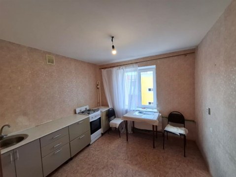 3-к квартира, 3/3 эт., 65м²