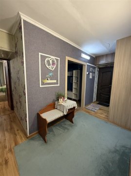3-к квартира, 4/5 эт., 60м²