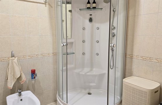 Дом 95м², участок 4 сот.